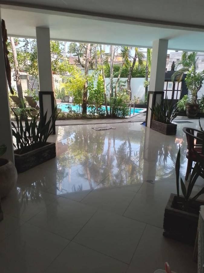 Marinos Place Legian Extérieur photo