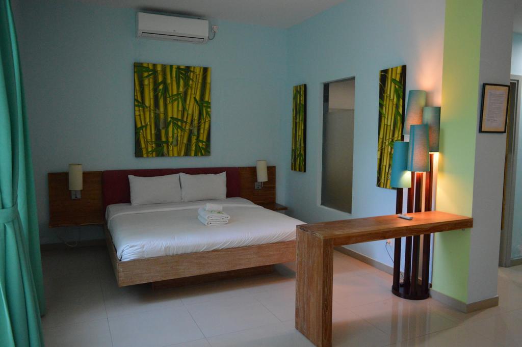 Marinos Place Legian Extérieur photo