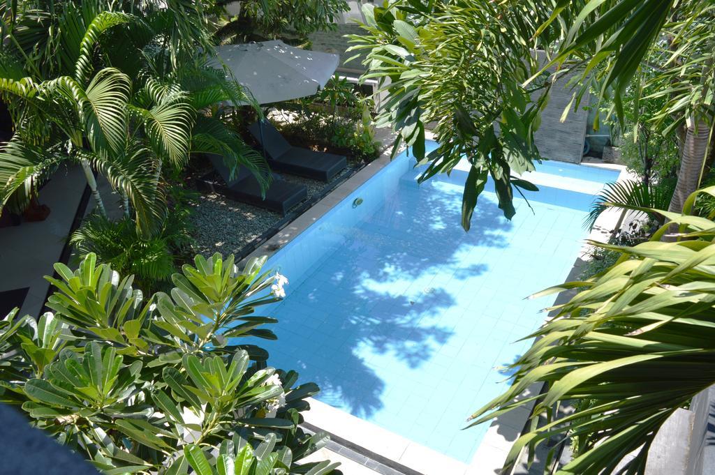 Marinos Place Legian Extérieur photo