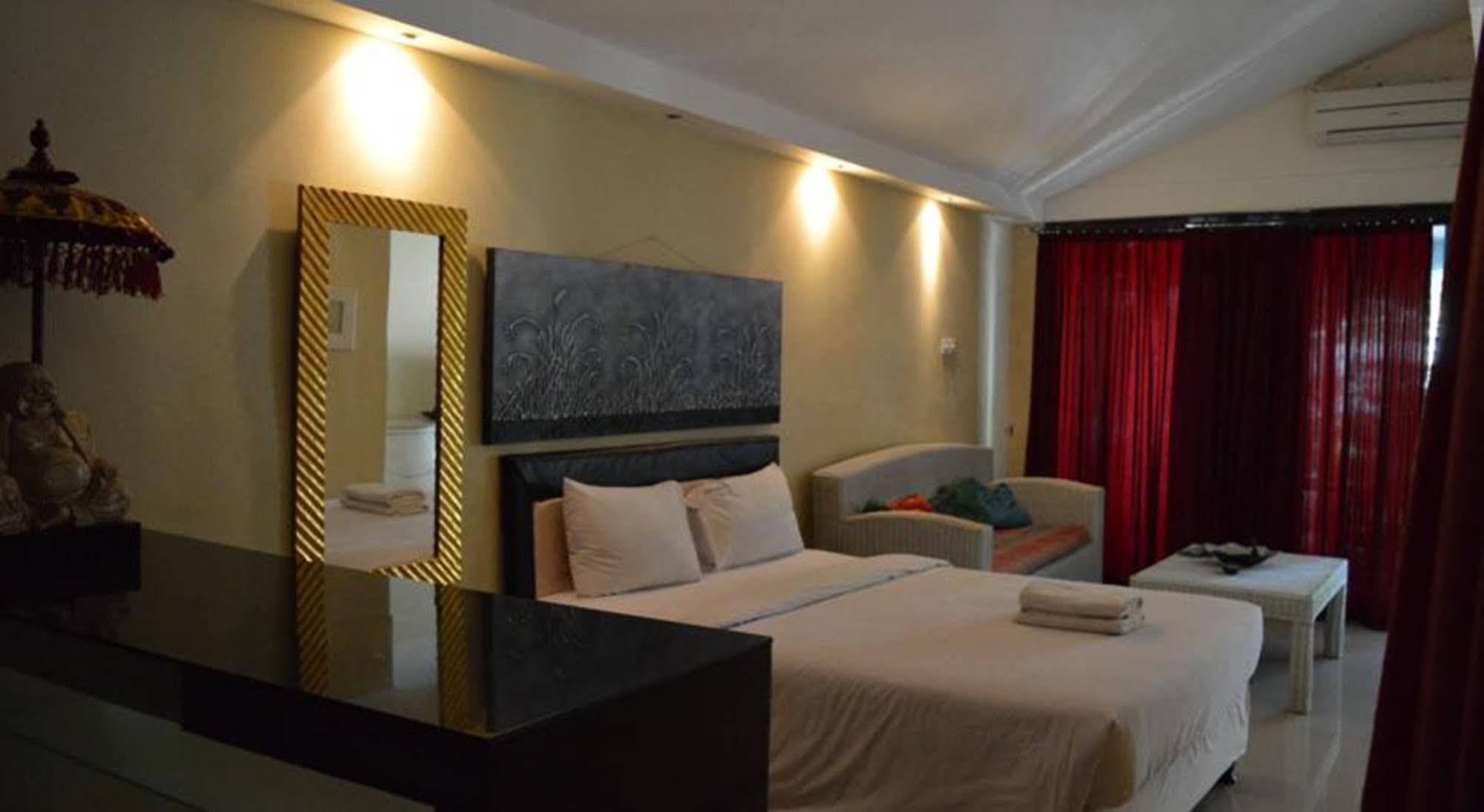 Marinos Place Legian Extérieur photo